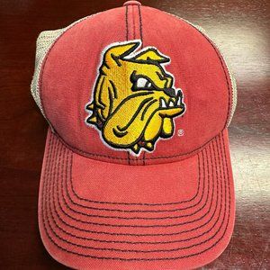 UMD Bulldogs Hat - Like Brand NEW